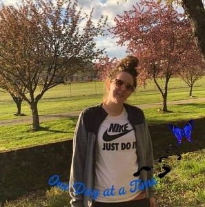 Meet your Posher, Jackie